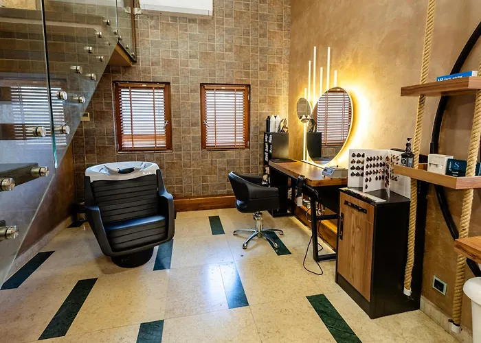 Emerald & 리조트 라브다