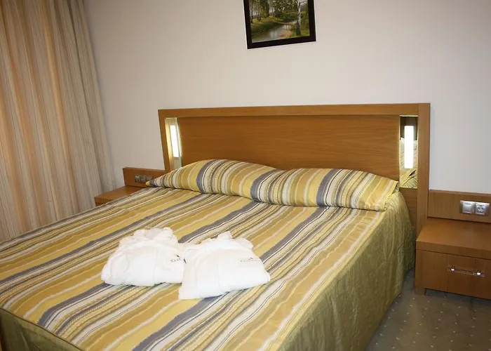 Emerald & 리조트 라브다