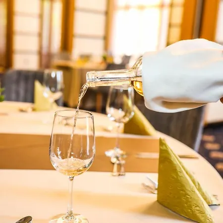 Emerald & リゾート ラヴダ