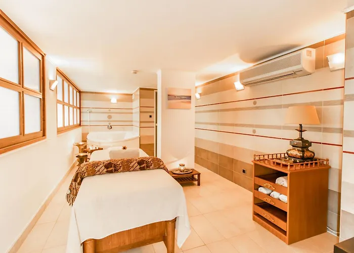 Resort Emerald & Ravda